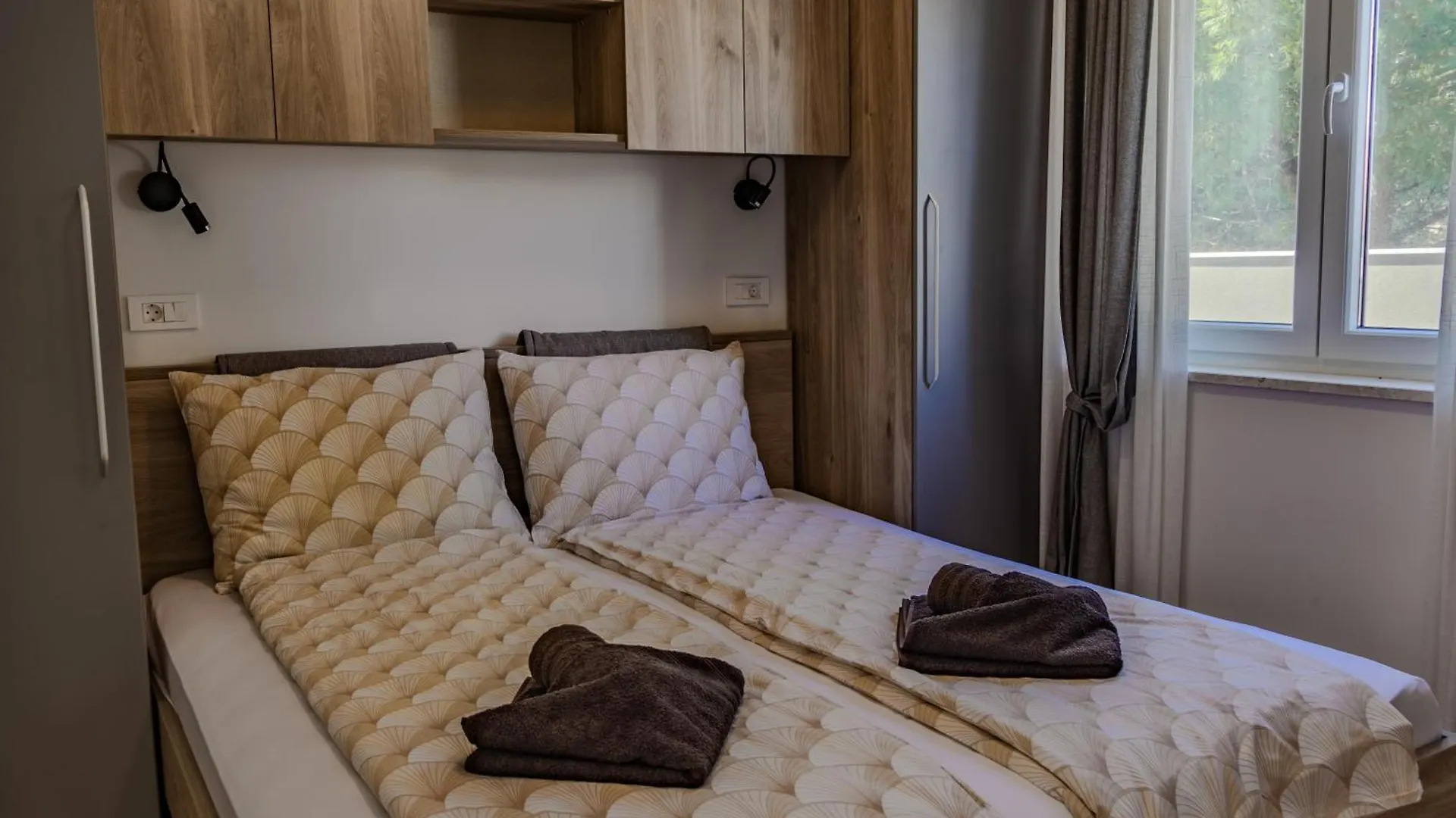 Villa Dino With Private Parking & Pool Póla